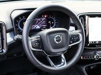 Gebraucht Volvo XC40 Plus 163 PS (119 kW) 2024 Weiß SUV