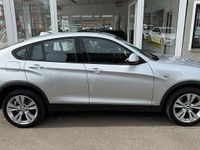 Gebraucht BMW X4 Sport Line 313 PS (230 kW) 2015 Glaciersilber metallic SUV