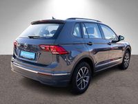 Gebraucht VW Tiguan Life 150 PS (110 kW) 2023 Delfingrau metallic SUV