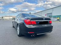 Gebraucht BMW 730 245 PS (180 kW) 2011 Schwarz Limousine