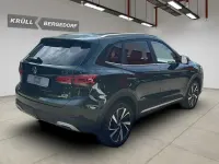 Neu MG ZS Luxury 197 PS (144 kW) 2026 Grün SUV
