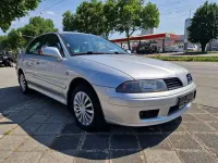 Gebraucht Mitsubishi Carisma Motion 103 PS (75 kW) 2004 Haagsilber (m) Limousine