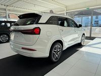 Second-hand DFSK E5 279 CP (205 kW) 2025 Negru SUV
