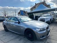 Gebraucht BMW 325 200 PS (147 kW) 2009 Grau Coupé
