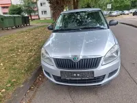 Gebraucht Skoda Fabia Classic 75 PS (55 kW) 2011 Silber Limousine