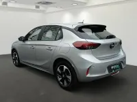 Gebraucht Opel Corsa-e 100 kW (136 PS) 2023 Kristall silber (met Kleinwagen