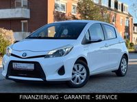 Gebraucht Toyota Yaris Hybrid 75 PS (55 kW) 2014 Weiß Limousine