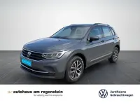 Gebraucht VW Tiguan Life 150 PS (110 kW) 2022 Grau SUV