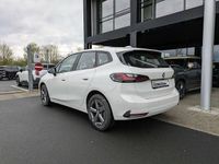 Gebraucht BMW 220 Active Tourer 156 PS (114 kW) 2025 Weiß Van / Kleinbus