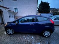 Gebraucht Ford Fiesta Ambiente 60 PS (44 kW) 2009 Blau Kleinwagen