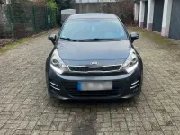 Gebraucht Kia Rio 90 PS (66 kW) 2015 Schwarz Kleinwagen