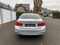 Gebraucht BMW 316 136 PS (100 kW) 2015 Silber Limousine