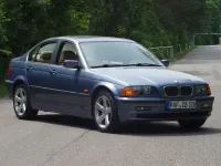 Gebraucht BMW 328 Sport Line 193 PS (141 kW) 1999 Blau Limousine