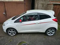 Gebraucht Ford Ka 69 PS (50 kW) 2010 Weiß Kleinwagen