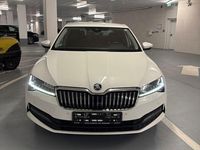 Gebraucht Skoda Superb Ambition 190 PS (139 kW) 2020 Weiß Limousine