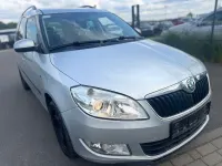 Gebraucht Skoda Roomster Plus Edition 105 PS (77 kW) 2011 Silber Van / Kleinbus