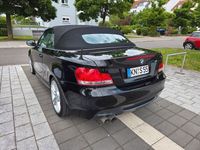 Gebraucht BMW 123 Cabriolet M Sport 204 PS (150 kW) 2010 Schwarz Cabrio