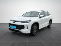 Gebraucht VW Tayron Life 193 PS (141 kW) 2025 Oryxweiß perlmuttffekt SUV