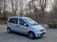 Gebraucht Mercedes Vaneo 125 PS (91 kW) 2004 Silber Van / Kleinbus