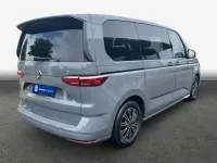 Gebraucht VW Multivan Basis 204 PS (150 kW) 2022 Grau Van / Kleinbus