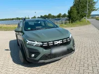 Gebraucht Dacia Sandero Expression 91 PS (66 kW) 2024 Grün Kleinwagen