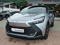 Neu Toyota C-HR 140 PS (102 kW) 2025 Silber metallic SUV