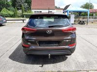Gebraucht Hyundai Tucson GO! 177 PS (130 kW) 2017 Mocca brown / met SUV