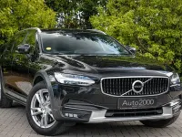 Używany Volvo V90 CC 235 KM (172 kW) 2018 Czarny Kombi