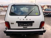 Second-hand Lada niva 83 CP (61 kW) 2021 Alb SUV