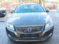 Gebraucht Volvo V70 Momentum 163 PS (119 kW) 2015 Braun Kombi