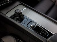 Gebraucht Volvo XC60 R-Design 253 PS (186 kW) 2021 Schwarz SUV