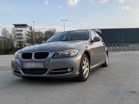 Gebraucht BMW 318 142 PS (104 kW) 2010 Andere farben Limousine