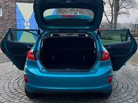 Gebraucht Ford Fiesta Vignale 120 PS (88 kW) 2017 Blau Limousine