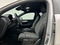 Gebraucht Volvo XC40 Core 197 PS (144 kW) 2023 Silber SUV