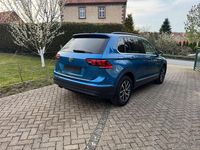 Gebraucht VW Tiguan 150 PS (110 kW) 2020 Blau SUV