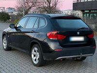 Gebraucht BMW X1 140 PS (102 kW) 2011 Schwarz SUV