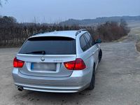Gebraucht BMW 320 179 PS (131 kW) 2008 Silber Kombi