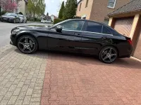 Gebraucht Mercedes C250 204 PS (150 kW) 2016 Schwarz Limousine