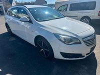 Gebraucht Opel Insignia 140 PS (102 kW) 2015 Weiß Kombi