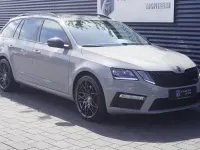 Gebraucht Skoda Octavia RS 245 PS (180 kW) 2020 Sonderlackierung steelgrau Kombi