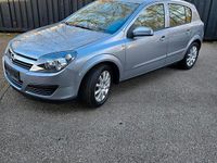 Gebraucht Opel Astra 105 PS (77 kW) 2005 Blau Kleinwagen