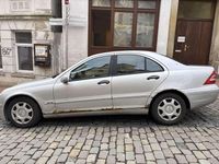 Gebraucht Mercedes C180 143 PS (105 kW) 2002 Grau Limousine