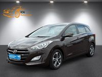 Gebraucht Hyundai i30 110 PS (80 kW) 2017 Braun Kombi