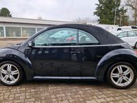 gebraucht VW Beetle Cabrio 1.6 Klima*SHZ*PDC*Alu 17"*el.Verdeck*WR*gepflegt