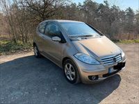 Gebraucht Mercedes A150 95 PS (69 kW) 2004 Gold Kleinwagen