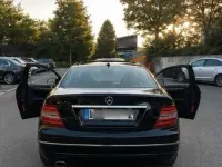 Gebraucht Mercedes C220 170 PS (125 kW) 2011 Schwarz Coupé