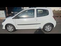 Gebraucht Renault Twingo 75 PS (55 kW) 2011 Weiß Kleinwagen