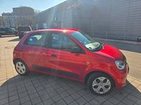 Second-hand Renault Twingo 65 CP (47 kW) 2020 Roșu Hatchback