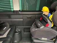 Second-hand VW Multivan 354 CP (260 kW) 2022 Verde Monovolum