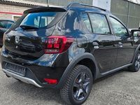 Gebraucht Dacia Sandero Prestige 90 PS (66 kW) 2017 Schwarz Limousine
